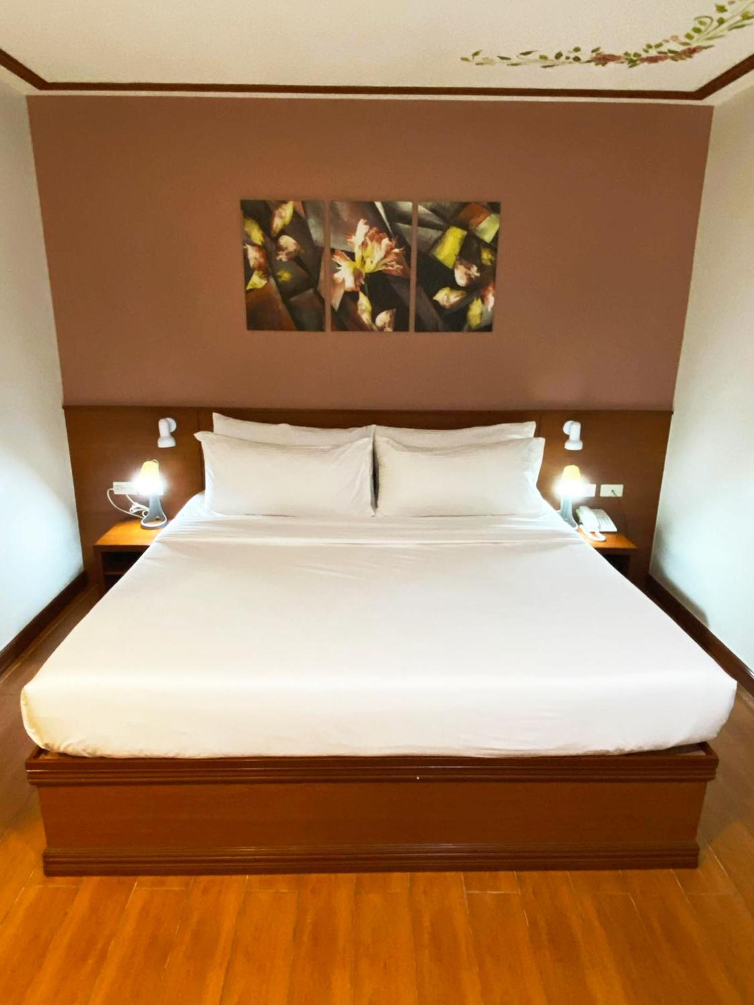 Lavie Hotel Віган Екстер'єр фото